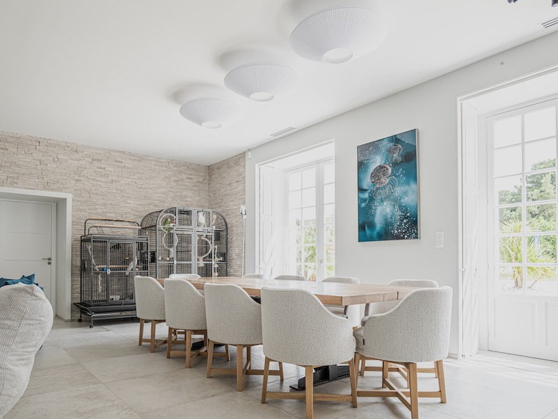 salle à manger - séjour - chaises - vente de meubles - luminaires - table à manger